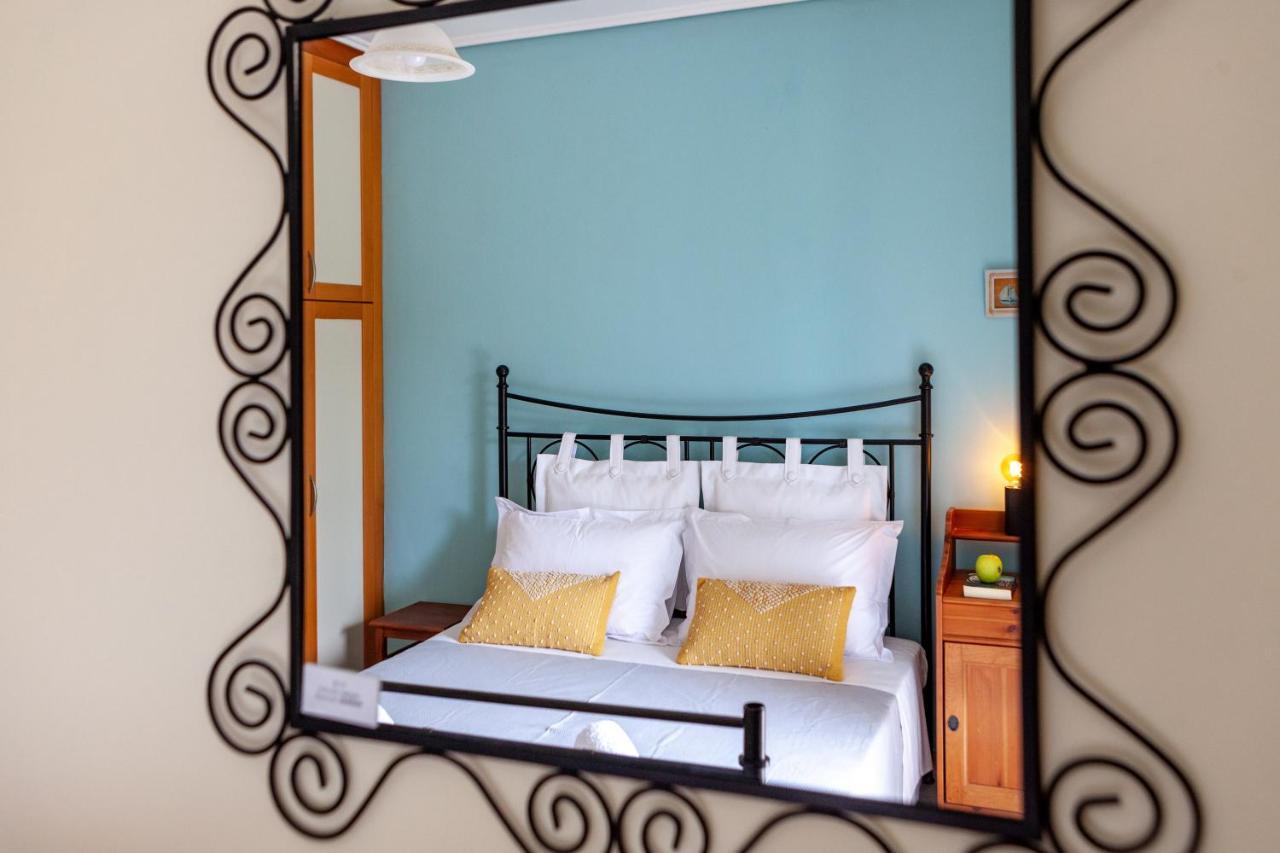 Dimeli Junior Apartment At The Beach Барбати Екстериор снимка
