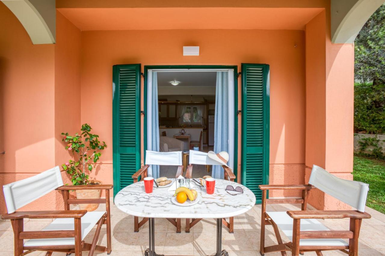 Dimeli Junior Apartment At The Beach Барбати Екстериор снимка