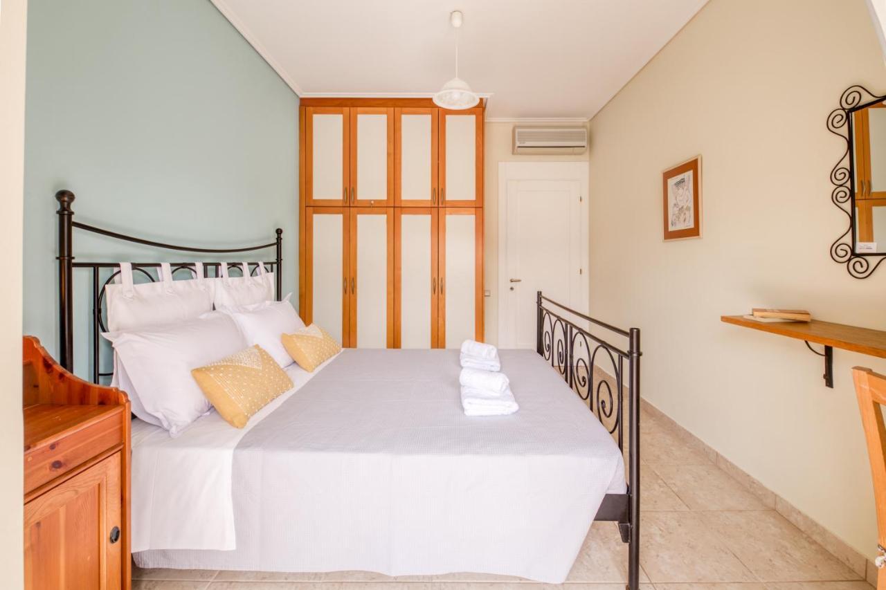 Dimeli Junior Apartment At The Beach Барбати Екстериор снимка