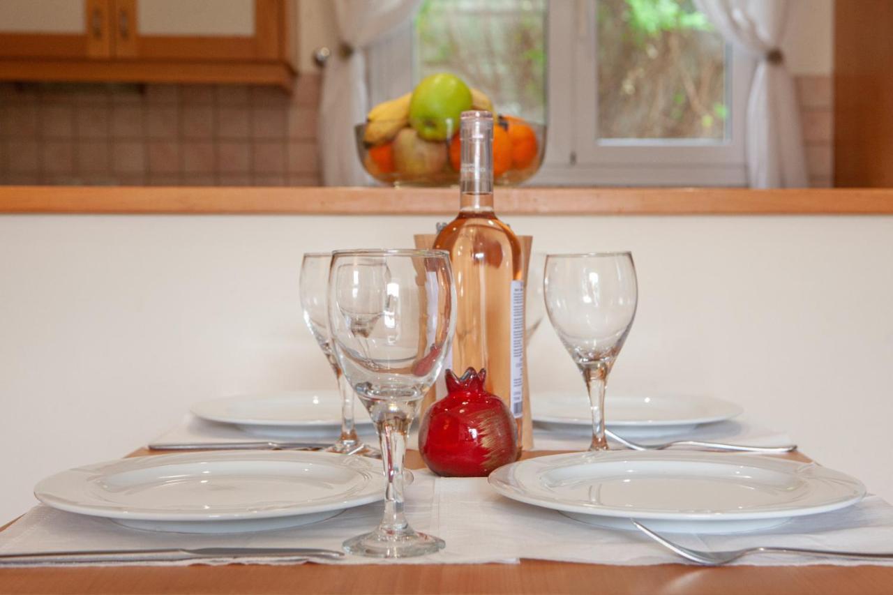 Dimeli Junior Apartment At The Beach Барбати Екстериор снимка