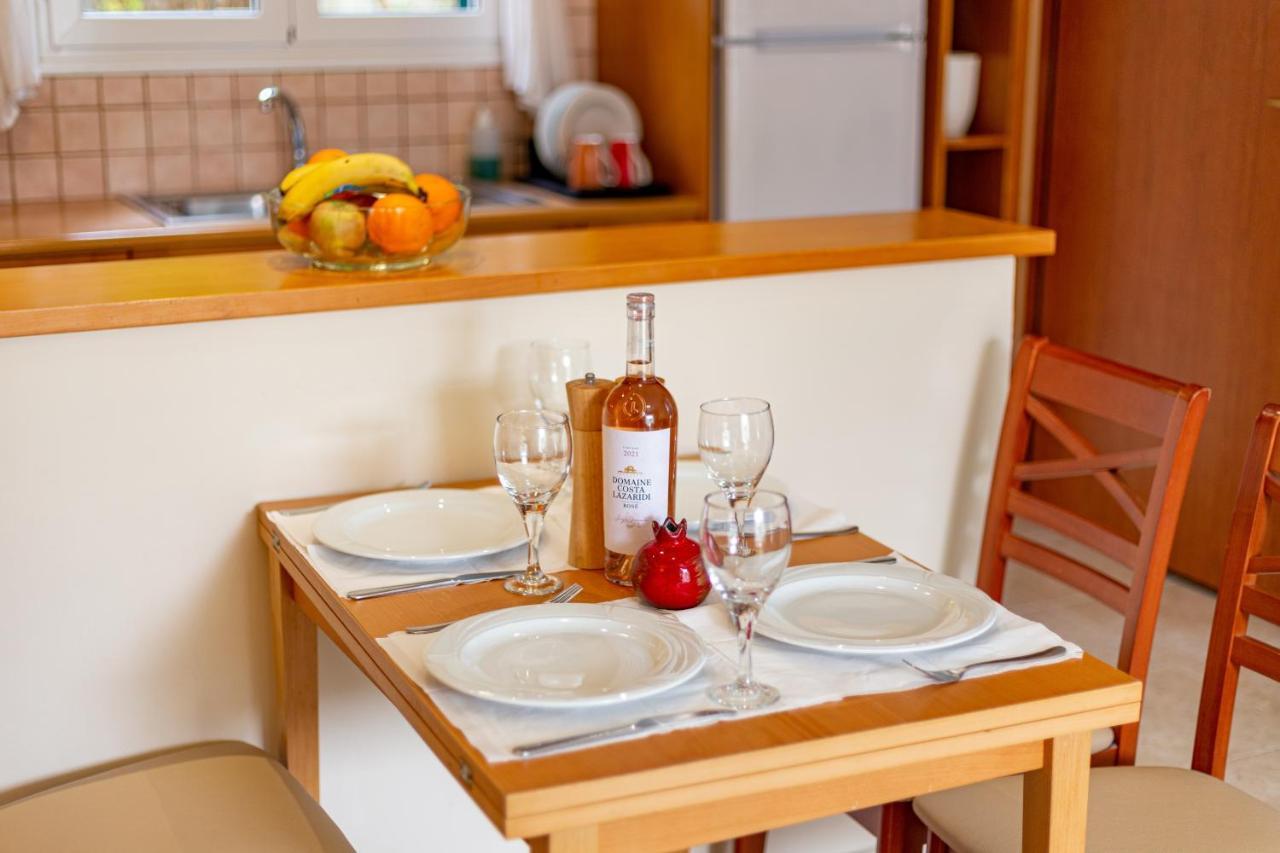 Dimeli Junior Apartment At The Beach Барбати Екстериор снимка